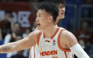 kaiyun-贺希宁走步了吗？CBA裁判专家分析，给出了一个答案